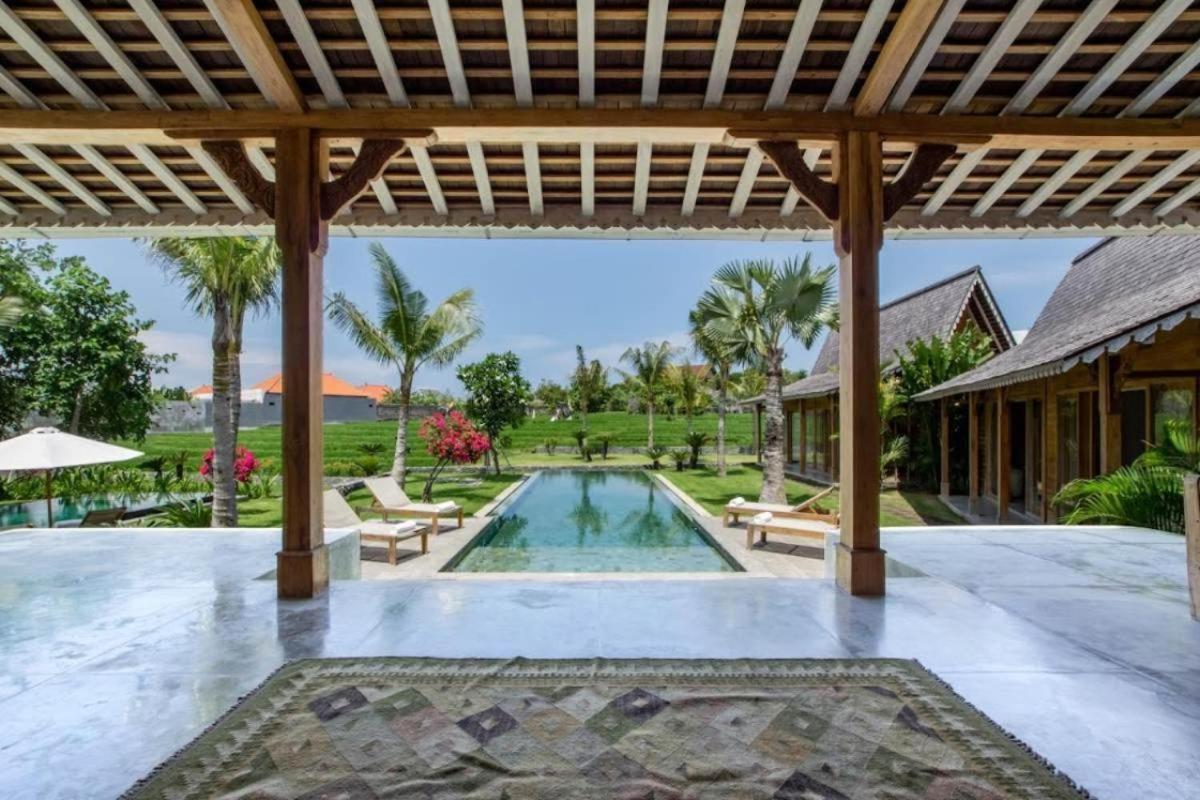 Island Aparthotel